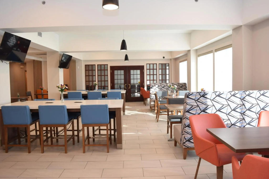 Holiday Inn Express Syracuse Airport by IHG - фото 26