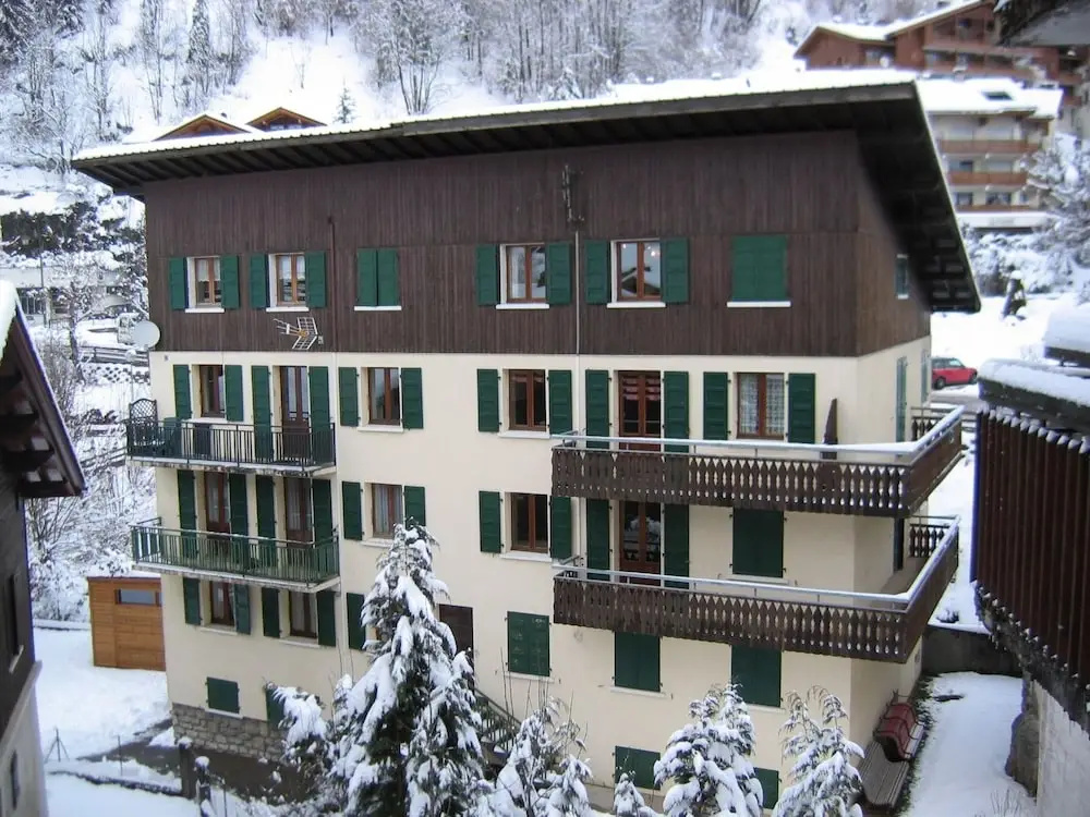 GENTIANES 8p La Clusaz skis aux pieds