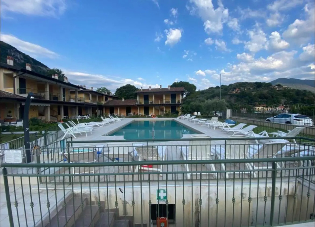 Sulzano Iseo Lake Apartments