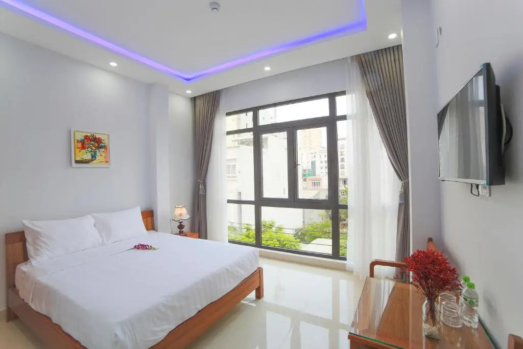 Deluxe Double room (full double bed)