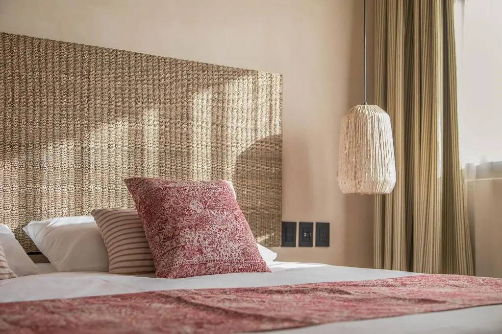 Luxury Double Studio with garden view (full double bed)