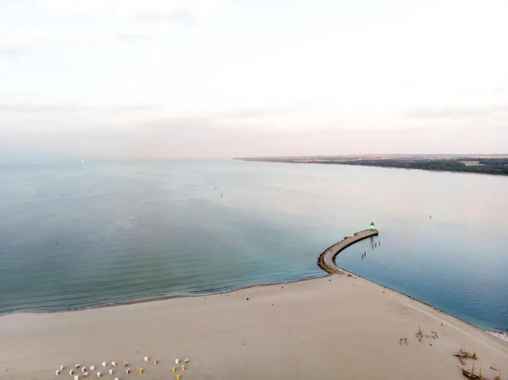 Beach & Waterfront