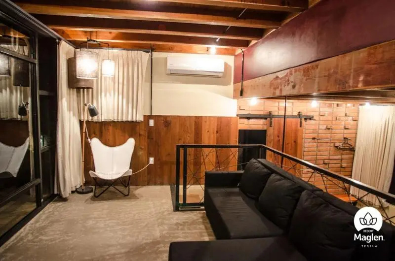 Double Studio (full double bed)