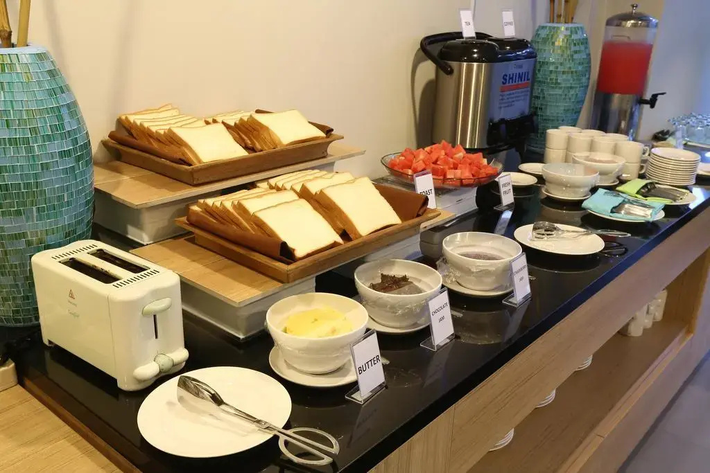 Hotel Citradream Bintaro - фото 11