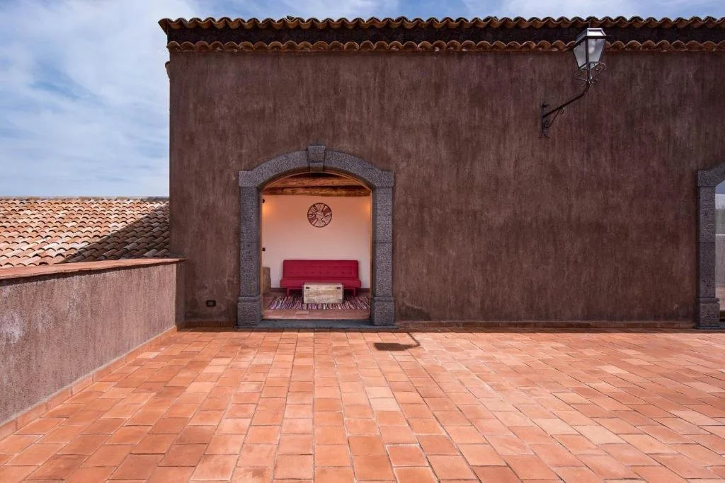 Etna Quota Mille Boutique Hotel, Typical Sicilian Food & Wine