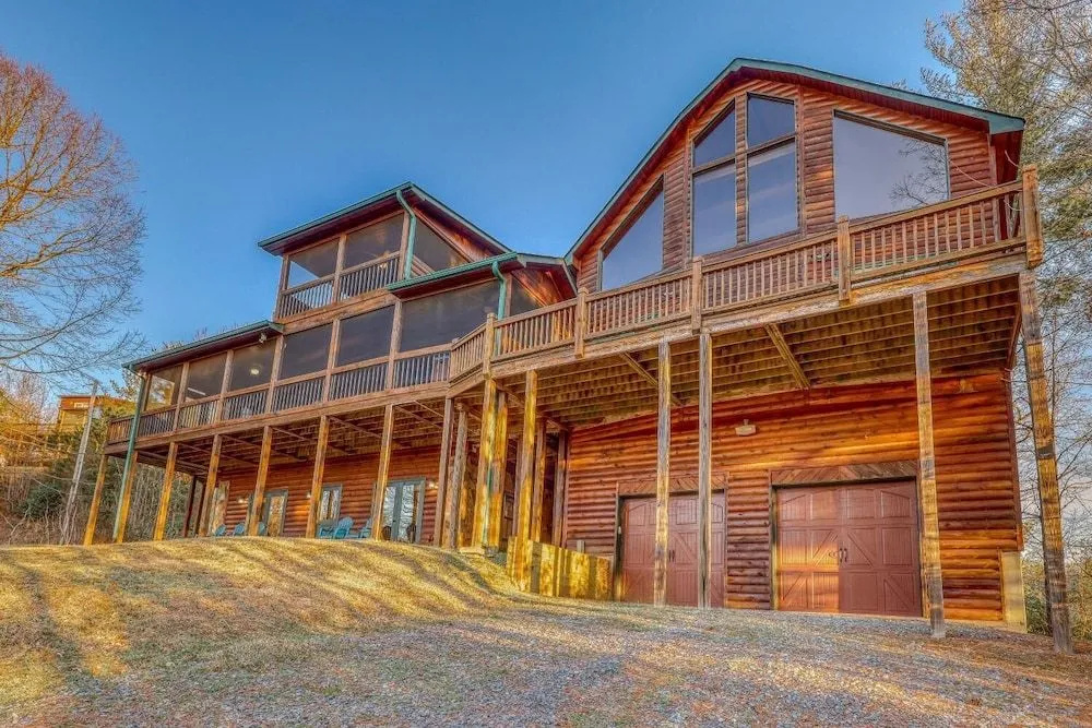 Paradise Lodge