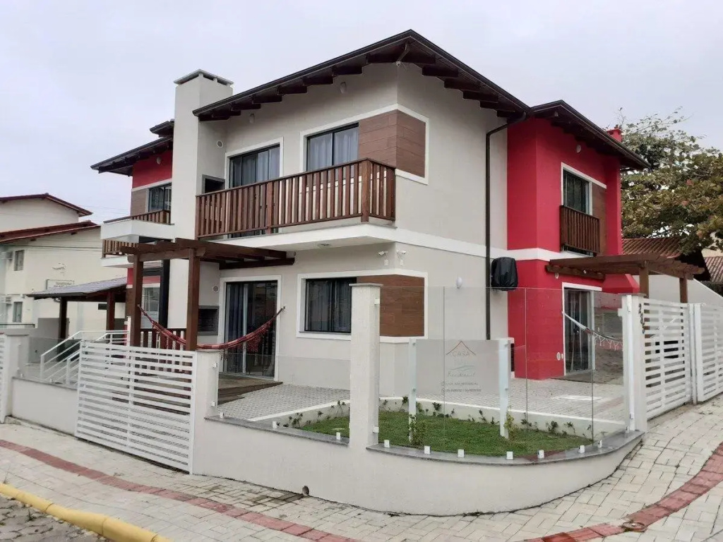 Loft amplo e confortável - Praia de Bombinhas - 1 dorm até 4 pessoas