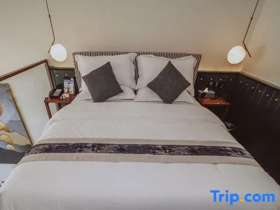 Premier Apartment