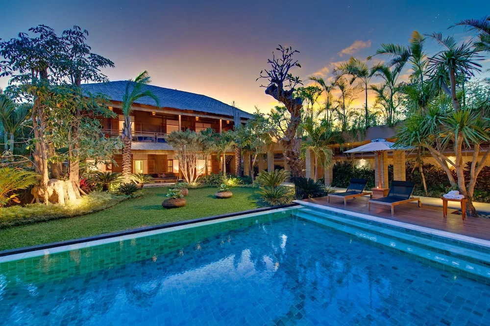 Villa with balcony