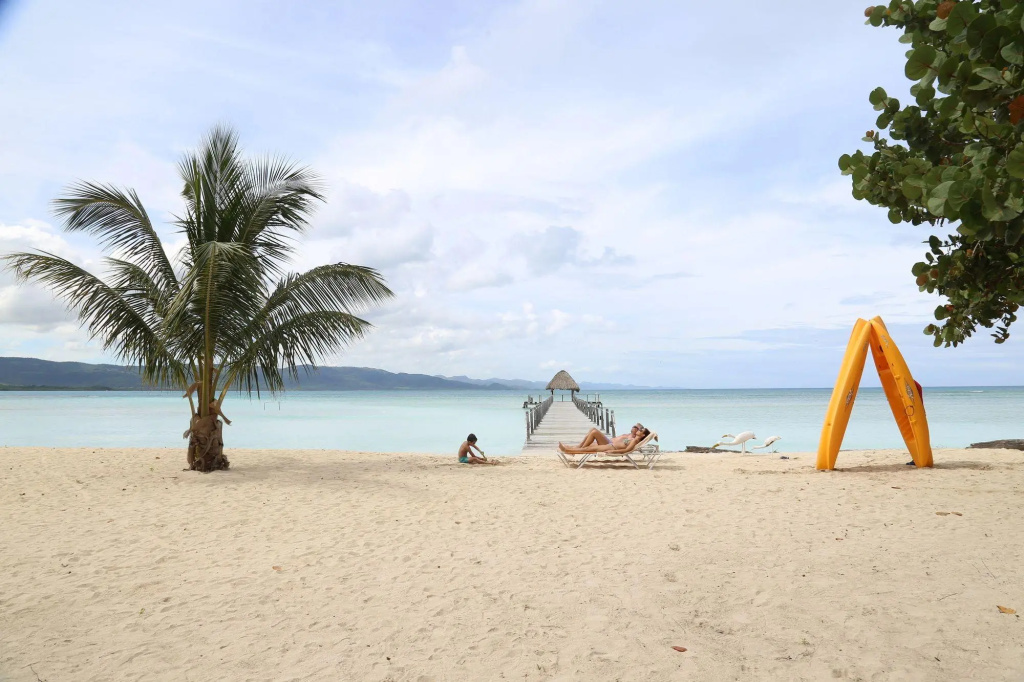 Beach & Waterfront