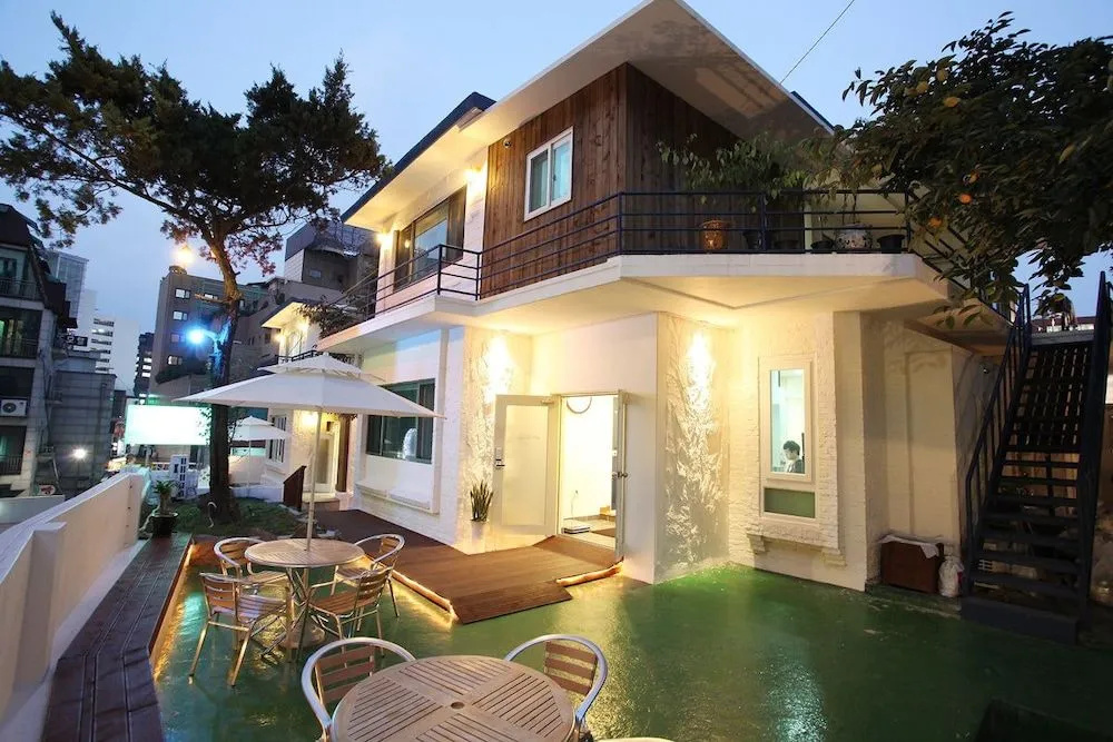 G-star Guesthouse