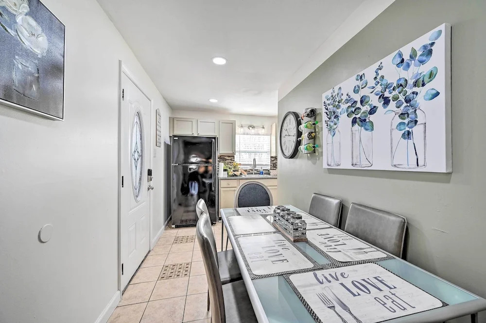 Cozy Winston-salem Home < 2 Mi to Downtown! — фото 5