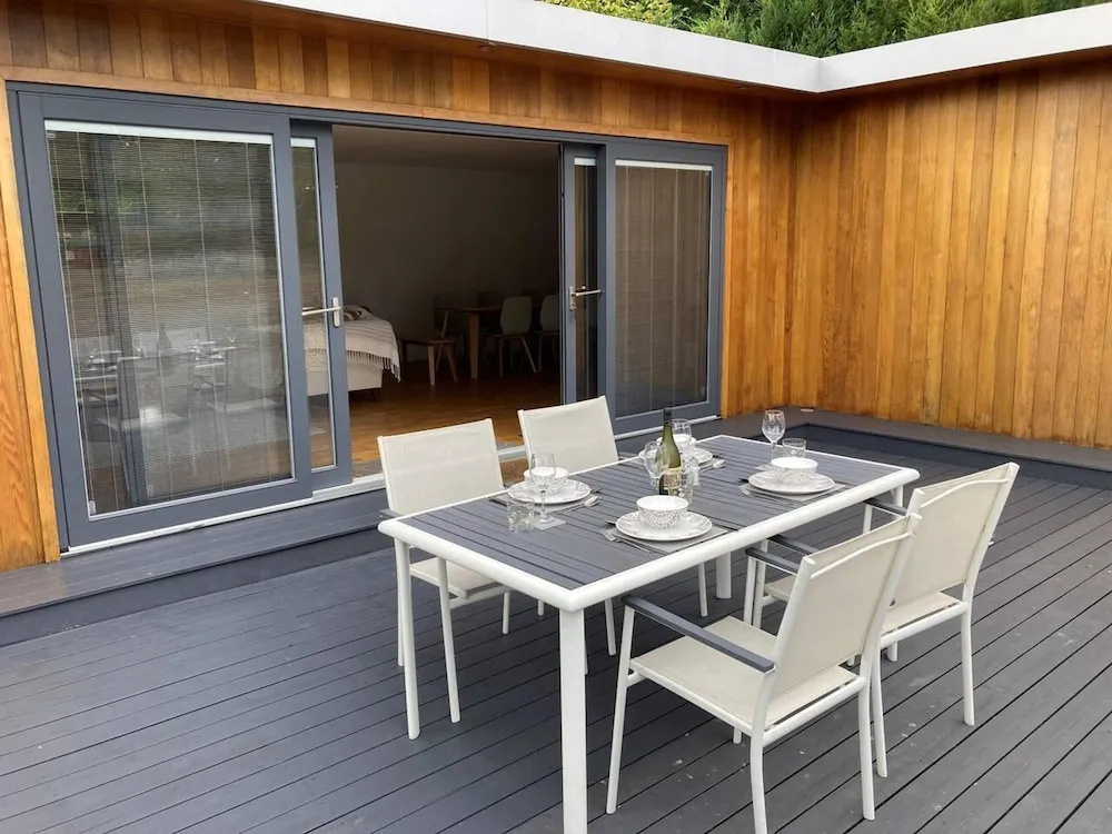 Countryside Annex- Sleeps 2, Free Parking & Garden