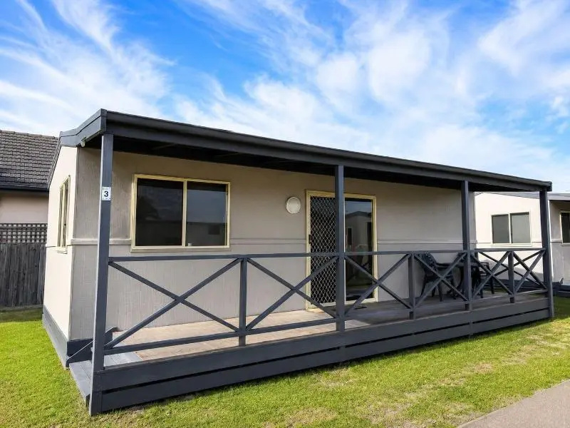 Waters Edge Holiday Park in Lakes Entrance