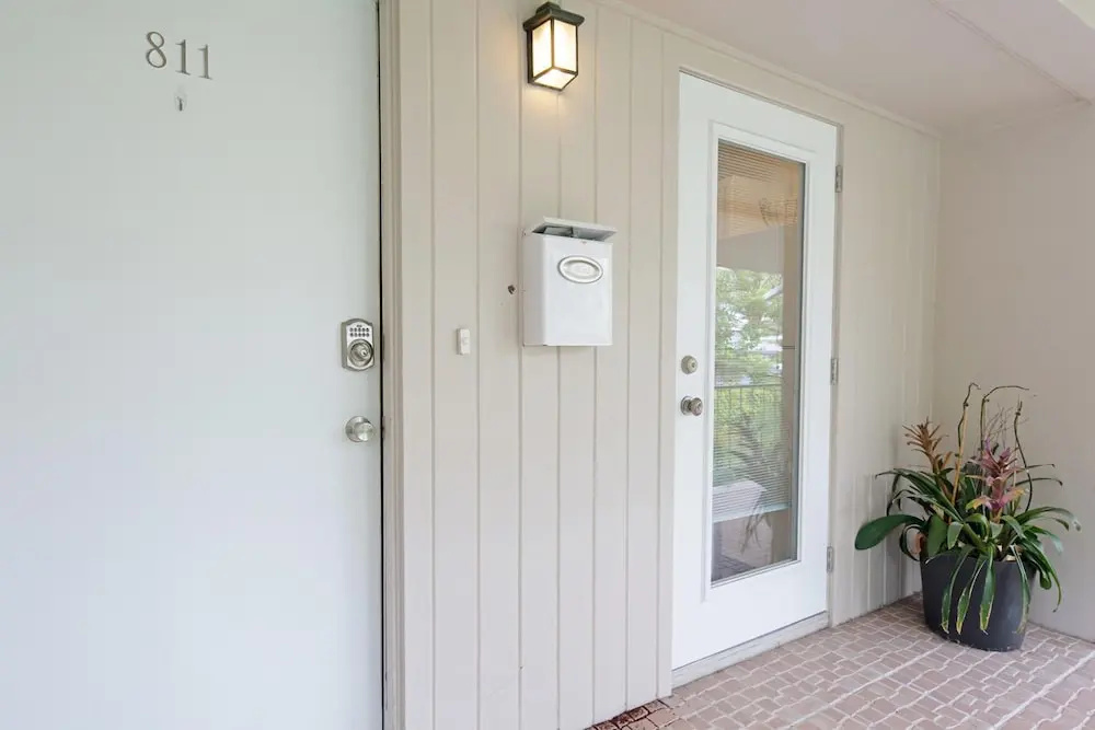 Olde Naples Condo #811