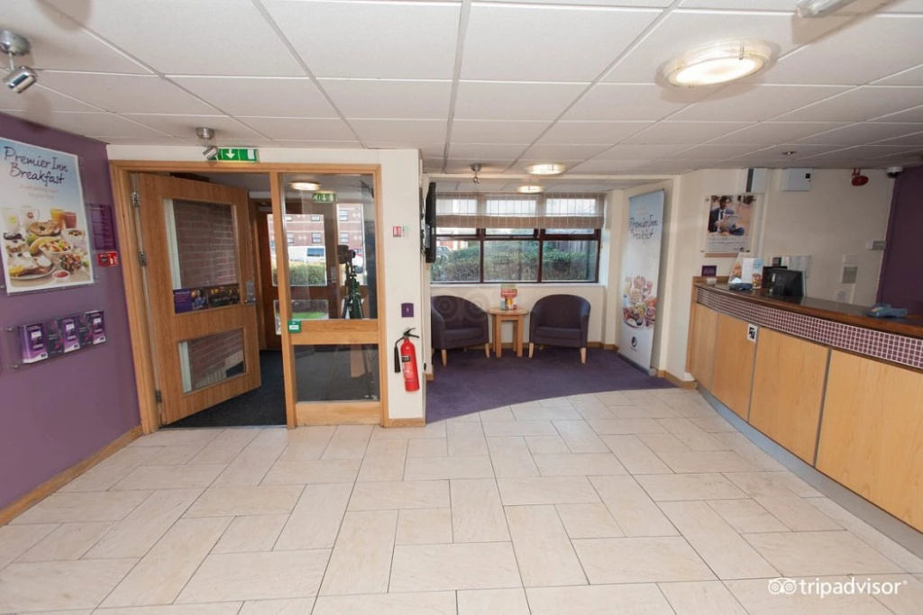 Lobby & Reception