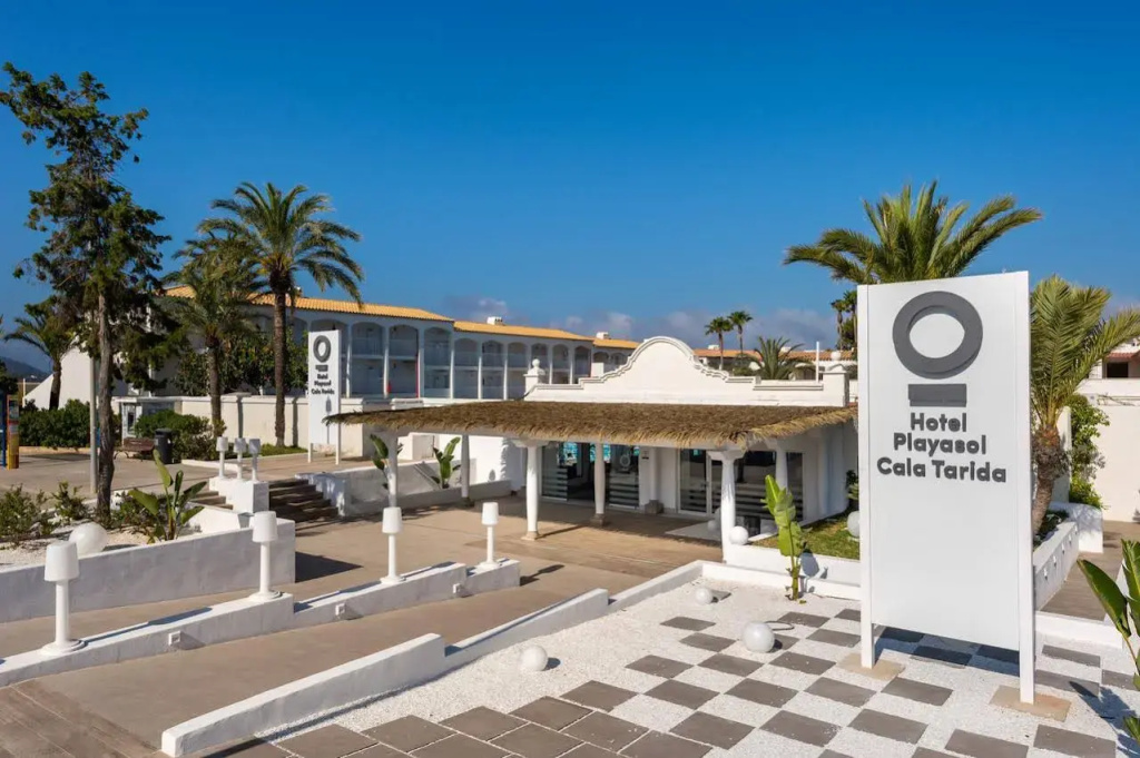 Hotel Vibra Cala Tarida - Général