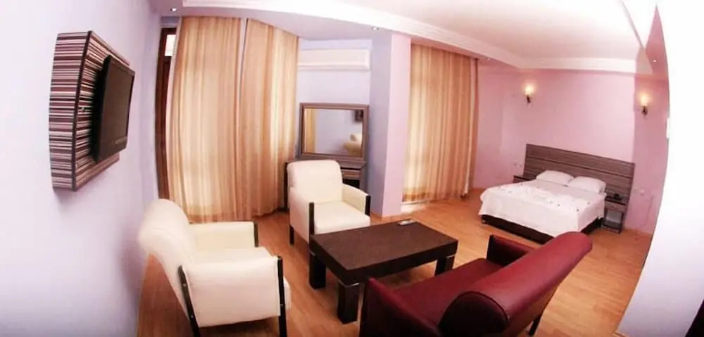 Standard Double room with sea view (full double bed)