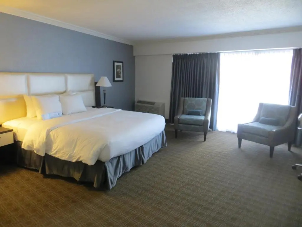 Toronto Don Valley Hotel and Suites - Chambres