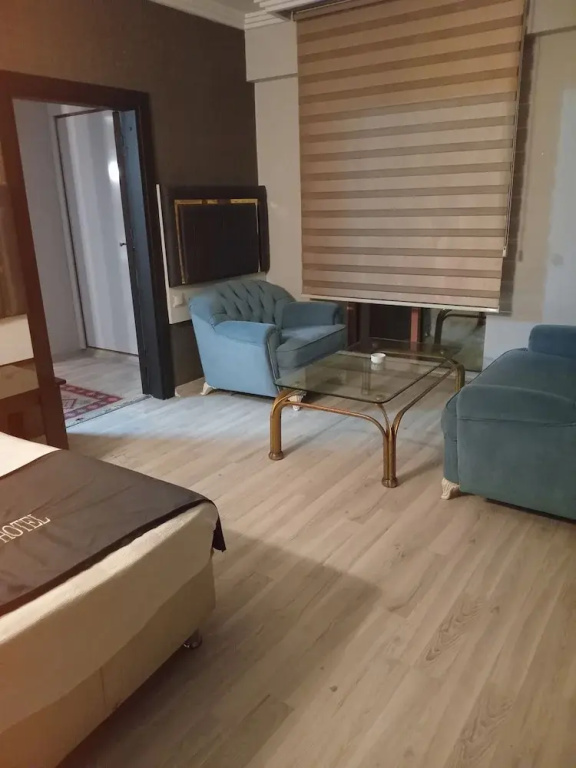 Standard Quadruple Family room