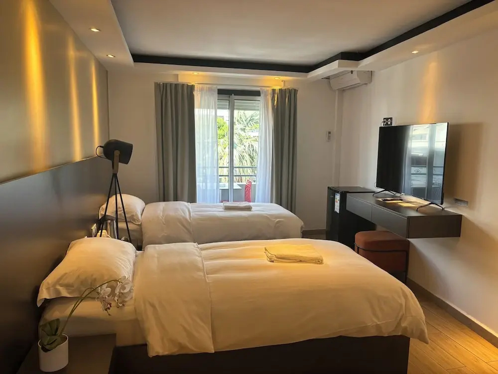 Superior Triple room