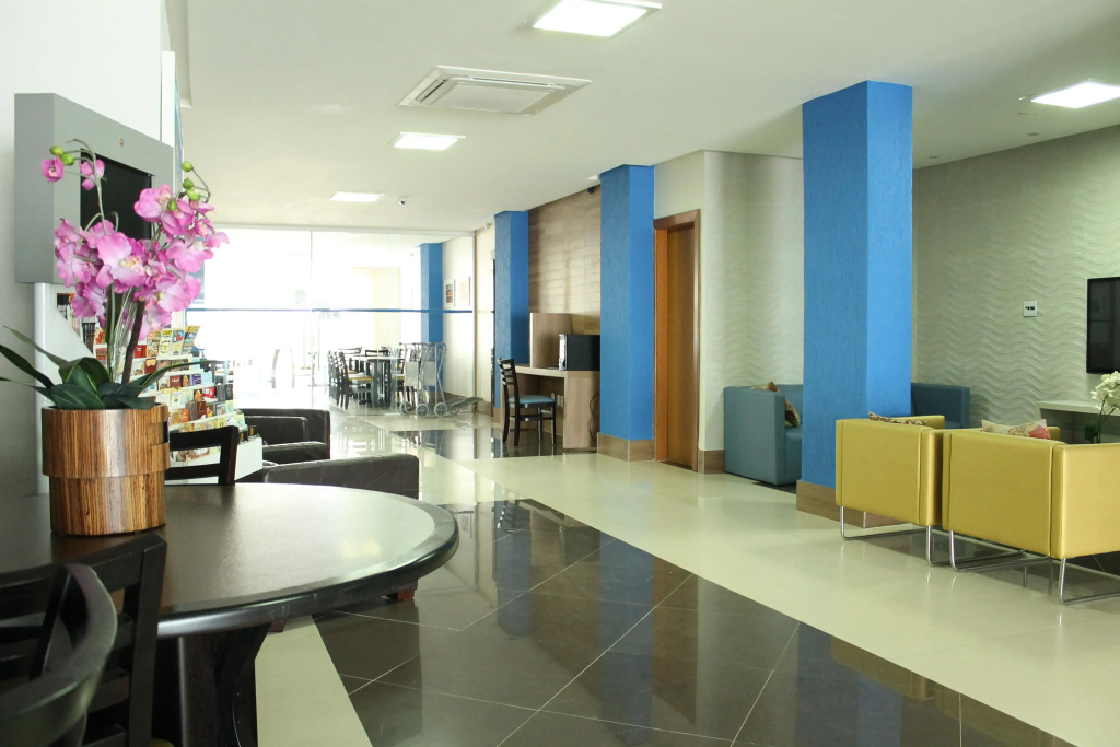 Hit Hotel - Général