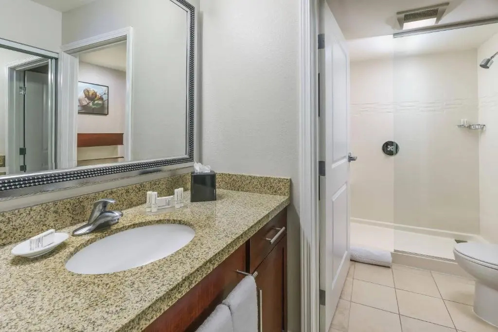 Residence Inn by Marriott Colchester - Chambres