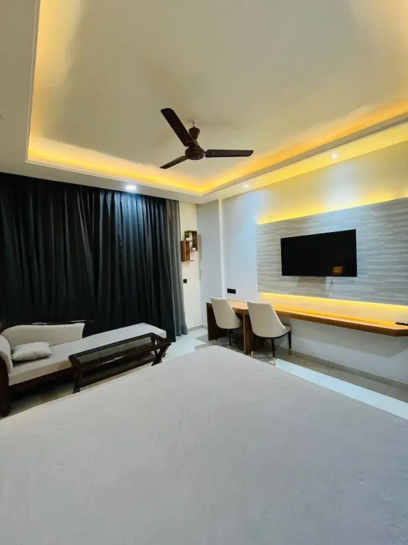 Onlystay Hotel Omaxe Hazratganj