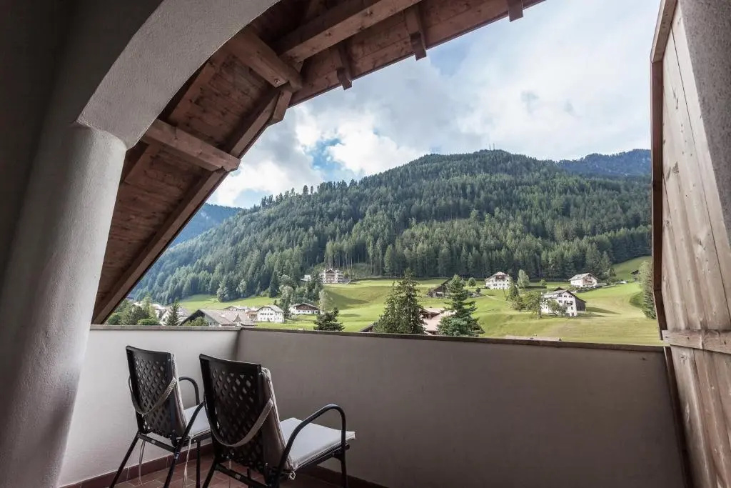 Balcony & Terrace