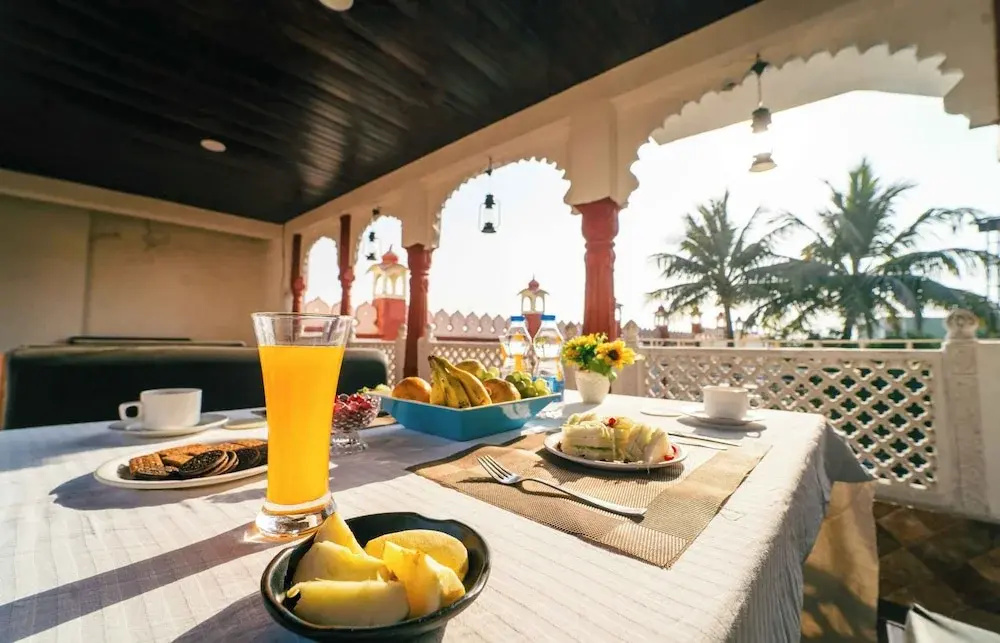 The Royal Paradise Resort and Salt Yard - Général