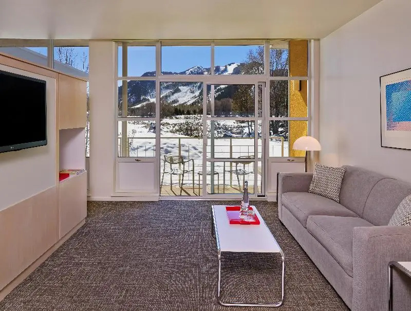 Double Junior Suite with balcony (full double bed)