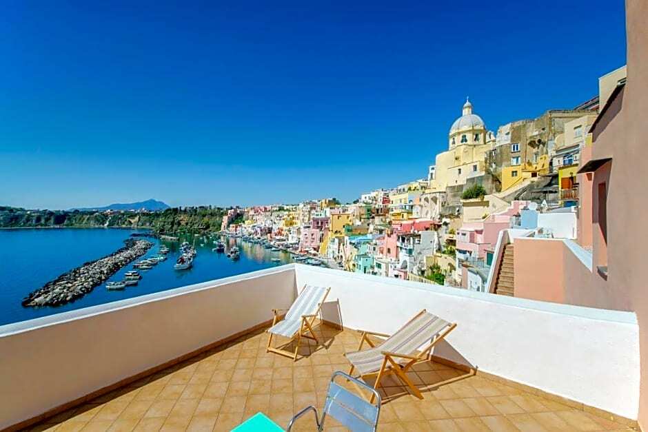 Hotel La Corricella by null