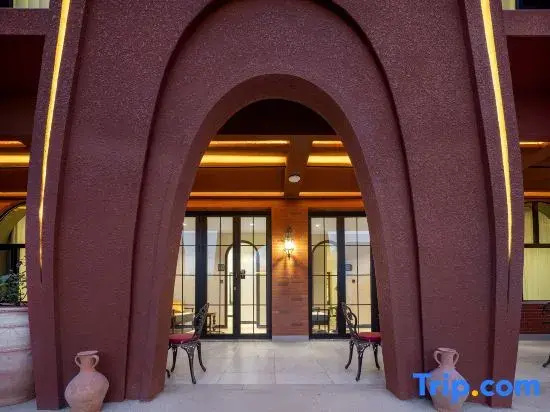 Yining Floating Life Homestay (Yining Airport & Railway Station Branch)