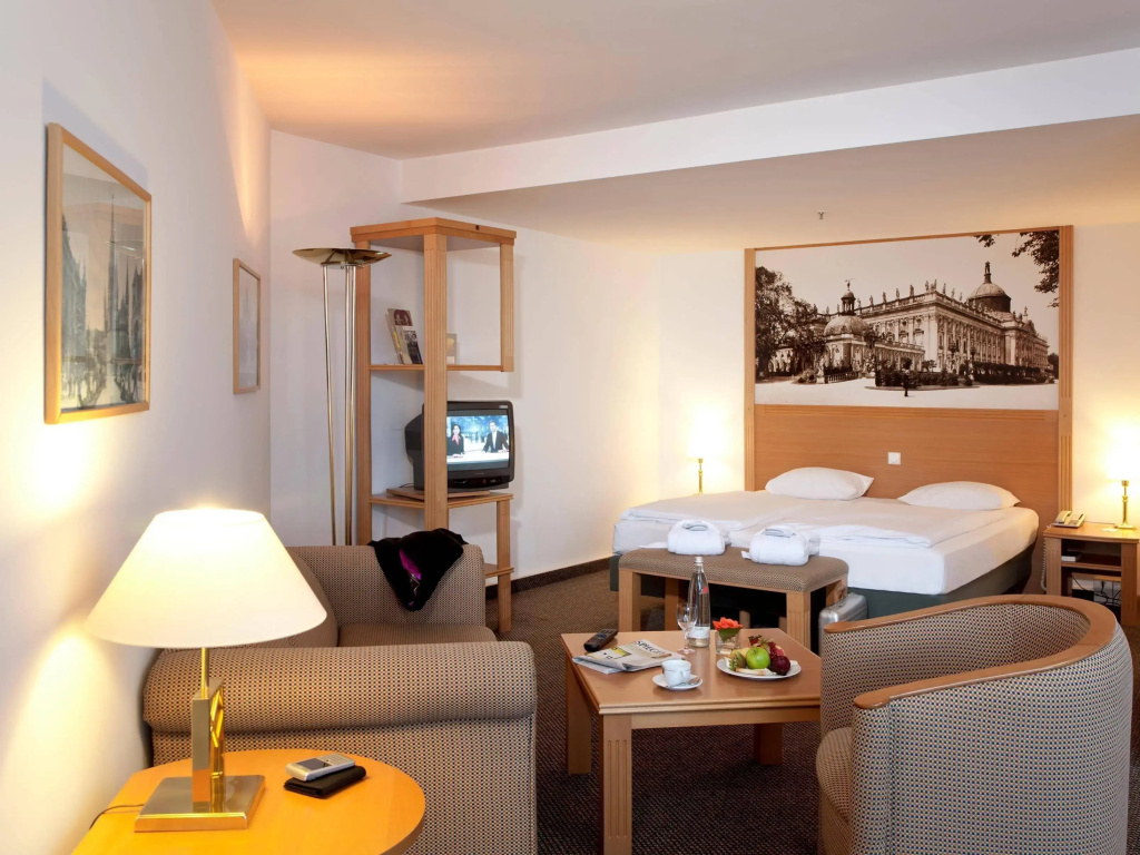 Mercure Hotel Berlin Tempelhof — фото