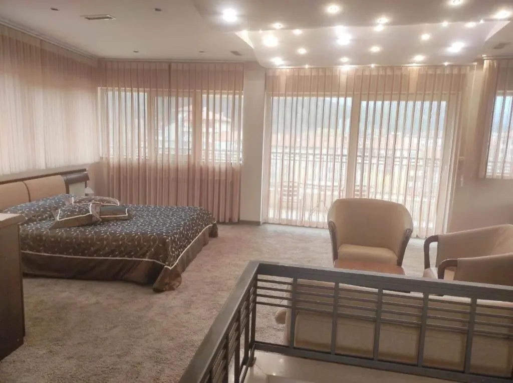 Troyan Plaza - Chambres