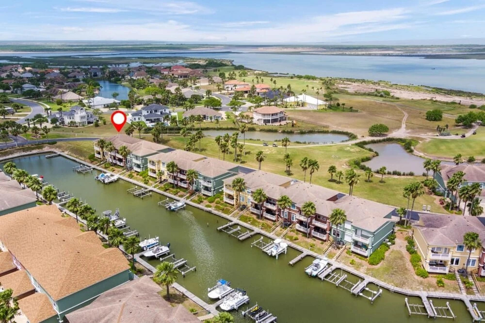 Harborside Townhome in Beautiful Laguna Vista