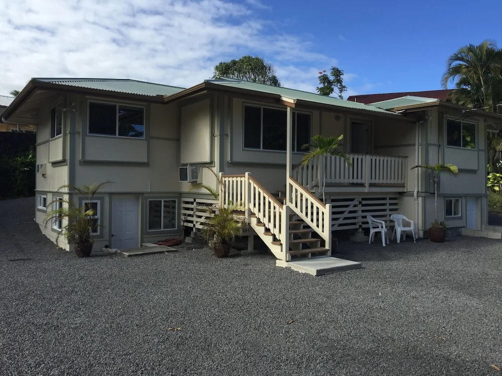 Family Cottage with balcony and with bay view