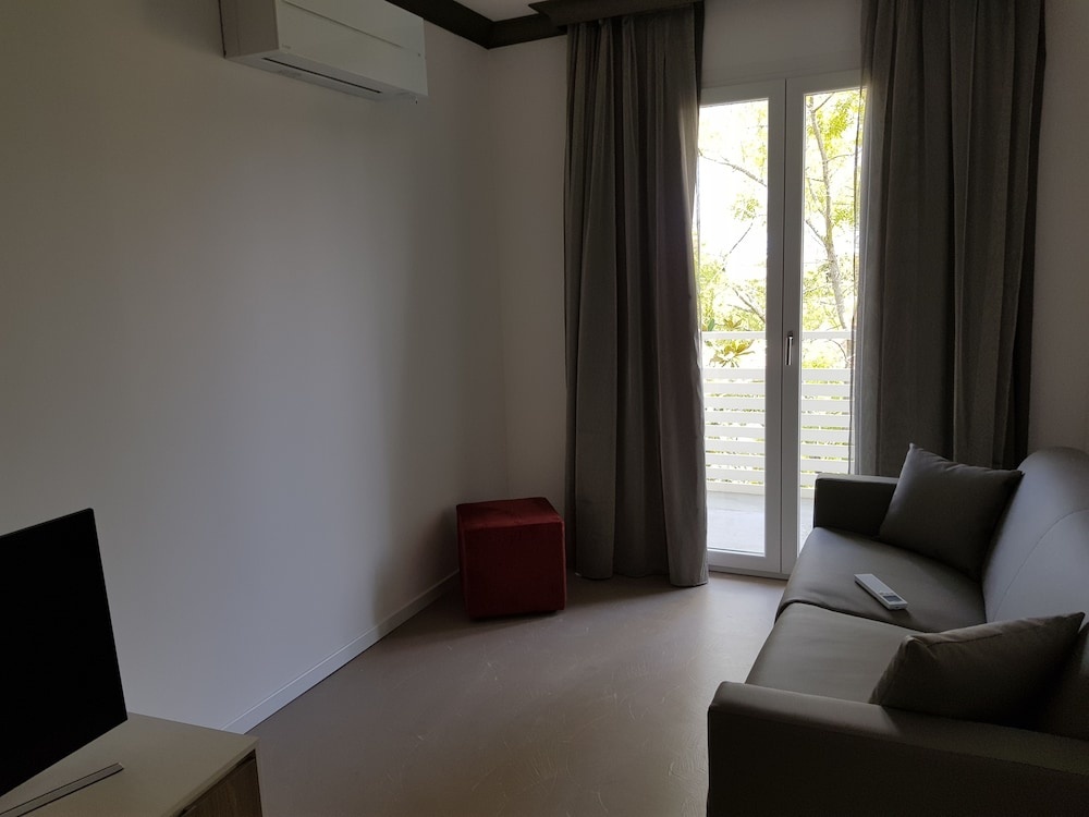 Venus Suites — 3