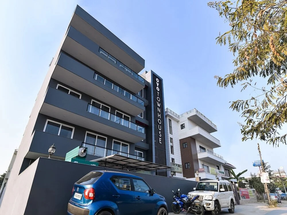 OYO Townhouse 079 Sector 46