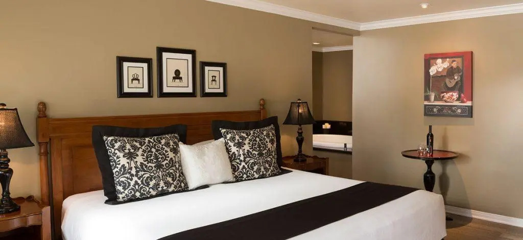 Premium Double room (full double bed)