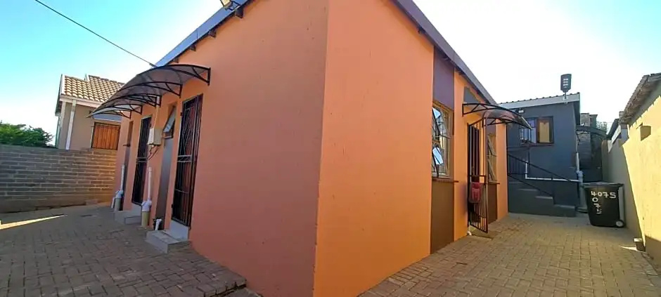 Ext4 Guest house