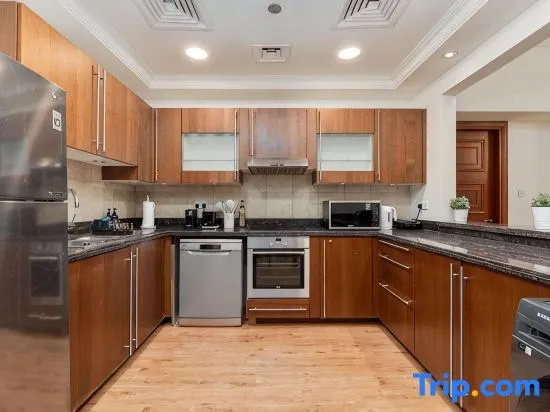 bnbme | Golden Mile 4 | 1BR
