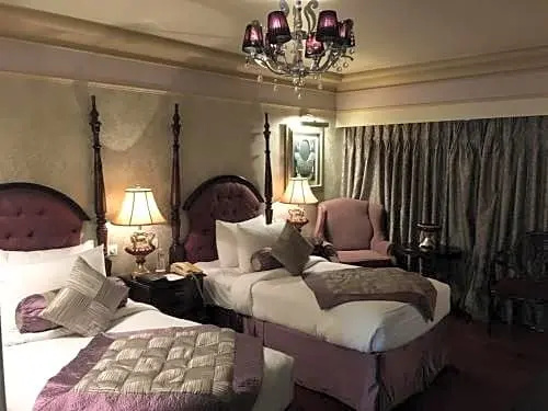 Standard Club room