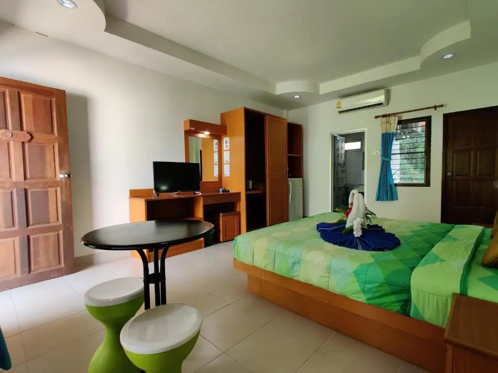 Superior Double room (full double bed)