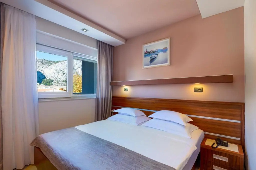 Hotel Plaza Omis - Chambres