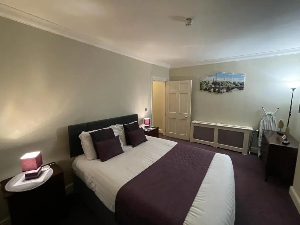 The Commercial Bar & Hotel - Chambres