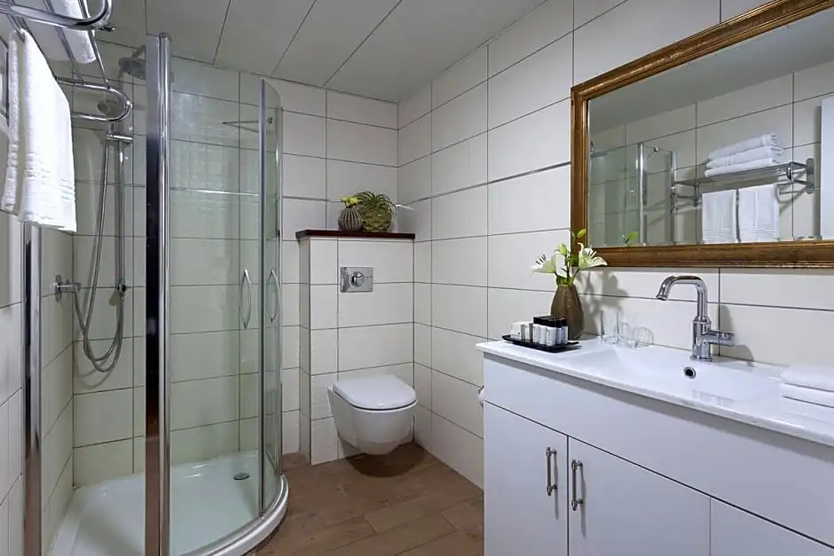 Economy Double room (full double bed)