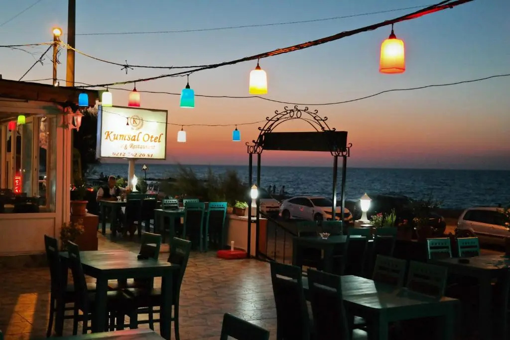 Food & Beverage