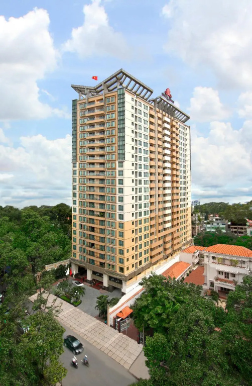 Sherwood Residence - 2