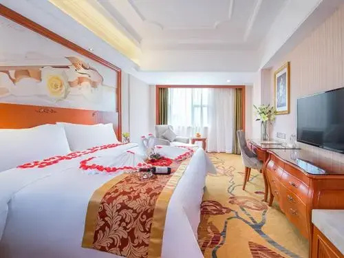 Huali Hotel